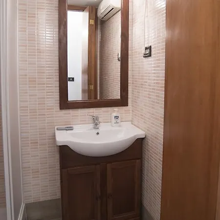 Justa Casa Borgo Vittorio ローマ